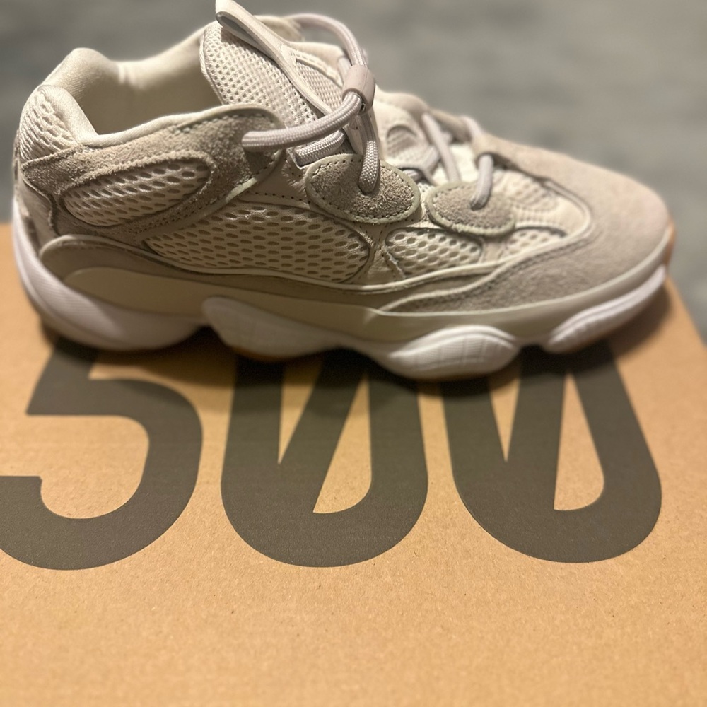 Men’s YEEZY 500